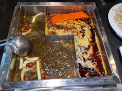 菌汤鸳鸯锅-红鼎坊·老成都火锅(新南门店)