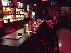 -贰楼酒吧