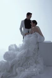 -挪娅婚纱摄影皇家会所
