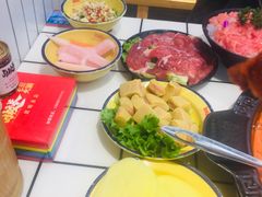 -卤校长重庆火锅(恒隆广场店)