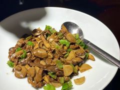 -一坐一忘云南菜(嘉里中心店)