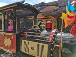 -宝燕乐园(闵行旗舰店)