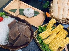 -湊湊火锅·茶憩(打浦桥日月光店)