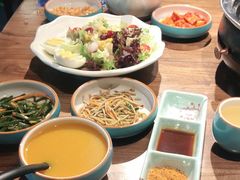 -明洞阿姨·韩式酱蟹烤肉·创意料理(三元桥店)