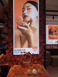 -VALENTINO华伦天奴美妆