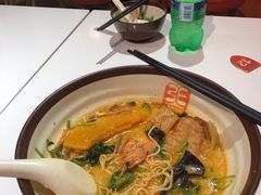 -张亮麻辣烫(政民路店)