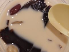 -八婆婆烧仙草(中山路店)