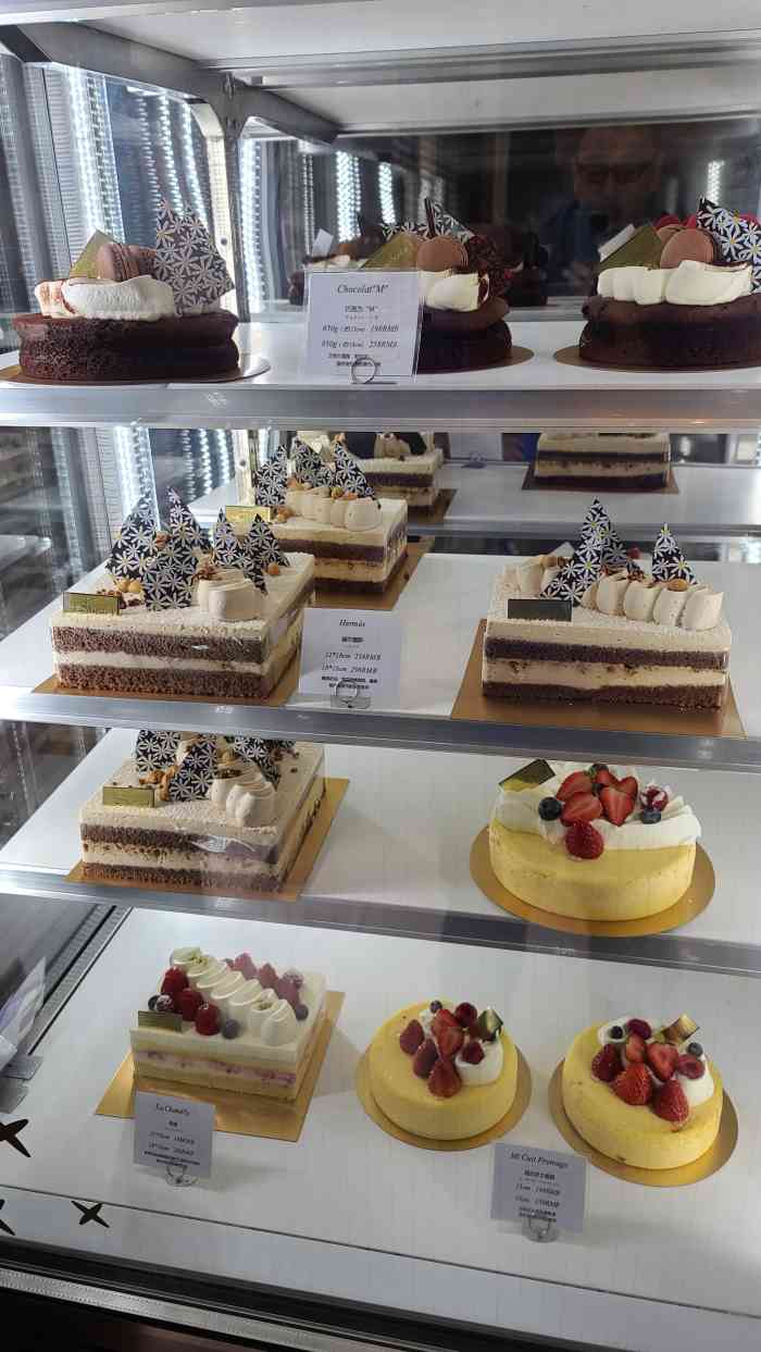 柴田西点(紫云西路店)-"不知道这家的蛋糕为嘛分数那么高,虽然不难.