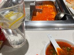 -海底捞火锅鲜切牛肉主题店(长寿路店)