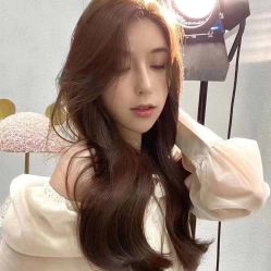 -首脑美发沙龙
