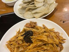 肉片炒腐竹-聚友朋褡裢火烧(天北路店)