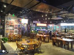 大堂-马路牙子地桌烤肉(工体店)