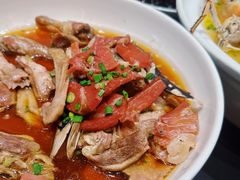 -新天明砂锅鱼头煲