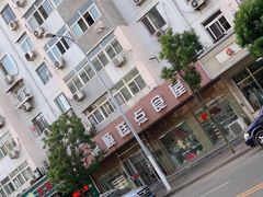 -爱德顺糕点食屋(利民道店)
