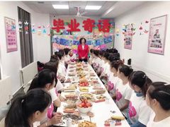 -爱月宝月嫂·育儿嫂(哈尔滨总店)