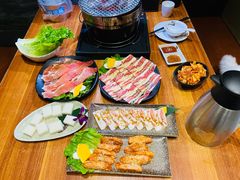 -山居屋炭火烧肉(厚街万达店)
