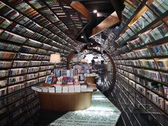 -钟书阁(珍园店)