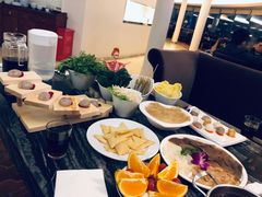 -云中捞高空旋转餐厅(商茂世纪广场店)