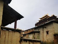 -噶丹松赞林寺