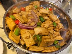 干锅千页豆腐-姊妹生活菜馆·地道湖北菜