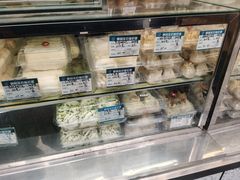 -白玉兰食品(汇联商厦店)
