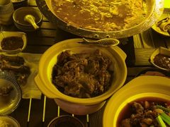-野山舂·贵州现舂酸汤牛肉(东山店)