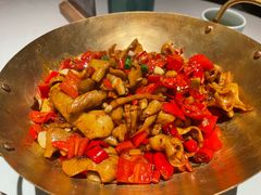 干锅肥肠-沅江水·湖南家宴(南村万博长隆商圈店)