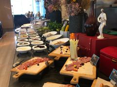 -圣丰索菲特·2 On 988 Café 自助餐厅