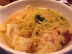 -新大咀港式茶餐厅(宝山万达店)