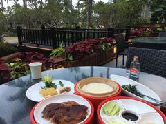 -亚龙湾希尔顿自助餐厅·海鲜·烧烤·沙滩BBQ·现场乐队