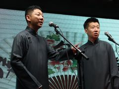 -嘻哈包袱铺(交道口店)