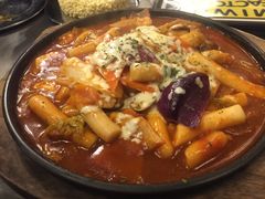 海鲜芝士炒年糕-MI WU FACTORY米屋美食工厂餐厅(绿地店)
