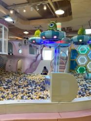 -多多淘儿童体验中心(重庆来福士店)