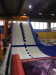 -Apfunll潮玩乐园*生日派对*企业团建(米房店)