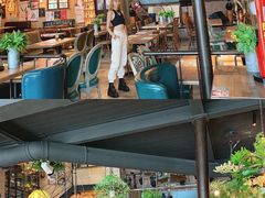 -临界音乐酒馆·小龙虾·江湖菜(华熙LIVE·鱼洞店)