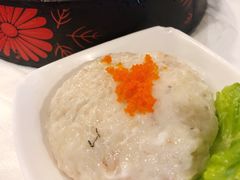 蟹籽鲜虾滑-鲜入围煮花胶鸡海鲜火锅