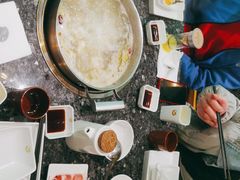-一席地·本地鸡窝·杭帮鸡火锅(萧山银隆百货店)