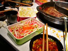 -钢管厂五区小郡肝串串香(奥克斯广场锦城万达店)