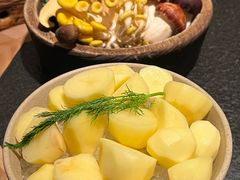 -三出山火锅(南京万象天地店)