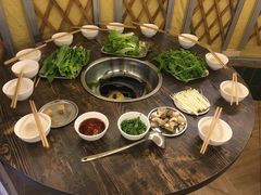 -巴山一绝烤全羊(三圣乡刘家花园店)