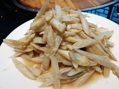 -铁锅炖灶台鱼老三炖鱼馆