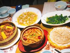 -黄泥岗·地道湖北菜(奥特莱斯店)