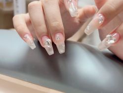 -UGIRL有个美甲