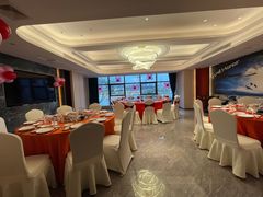 -荣誉海鲜酒楼(海湾店)
