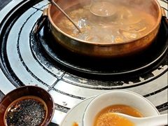 -阿山卓·野生菌火锅·纳西火塘烤肉