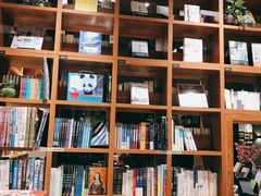 -百新书局(尚悦湾店)