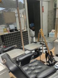 -Devilhands Barbershop男士理容店