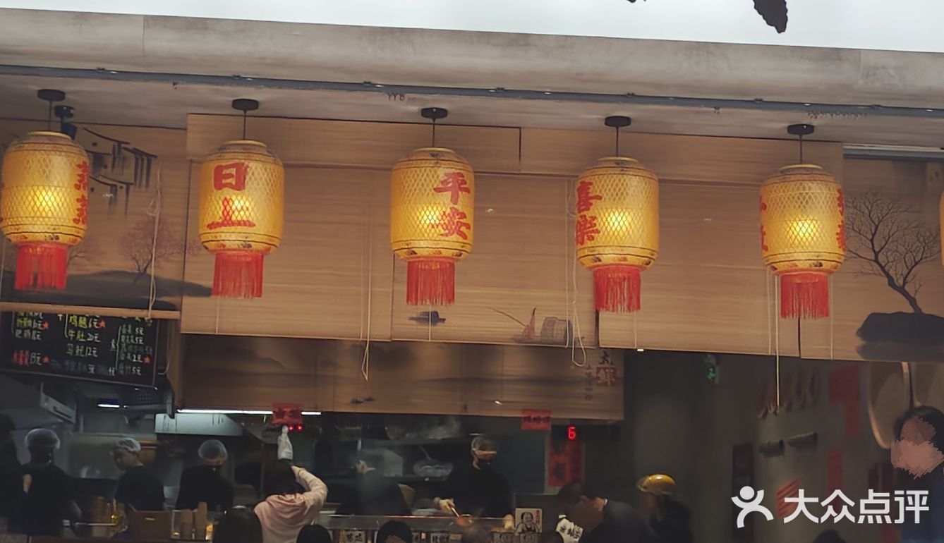 这家宝藏螺蛳粉店想安利给全世界🤩