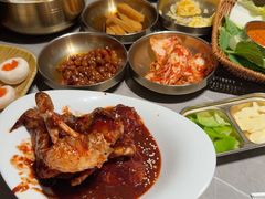 -草家酱蟹炭火烤肉店(珲春南路一店)
