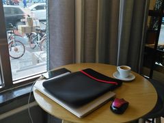 -ZING COFFEE 镜咖啡